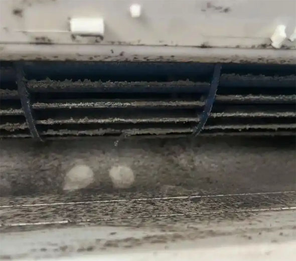 泰来空调吹的风有股烧焦味是怎么回事